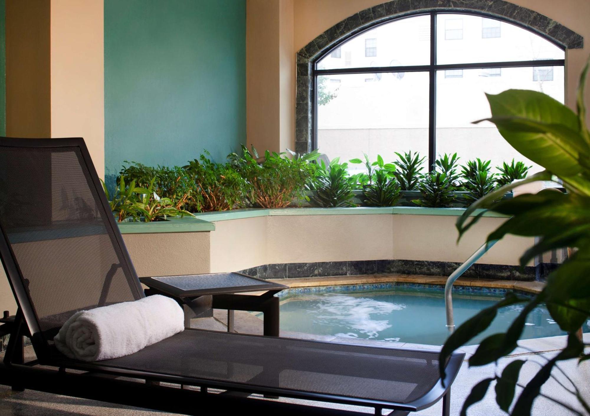 Embassy Suites By Hilton Houston Near The Galleria Exteriör bild